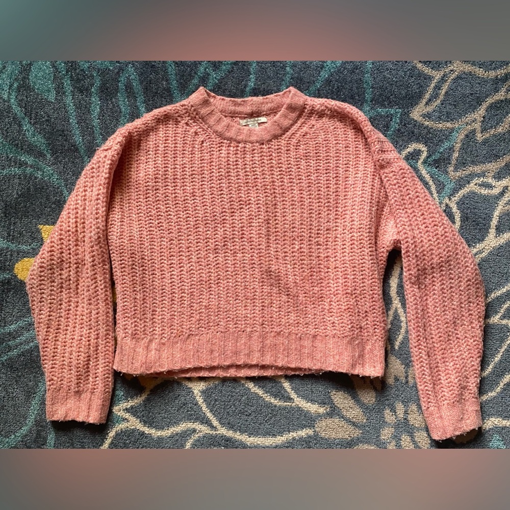 Medium American Eagle Super Soft Perfect Pink Sweater THIS IS LIKE WEARING A HUG - Picture 5 of 9